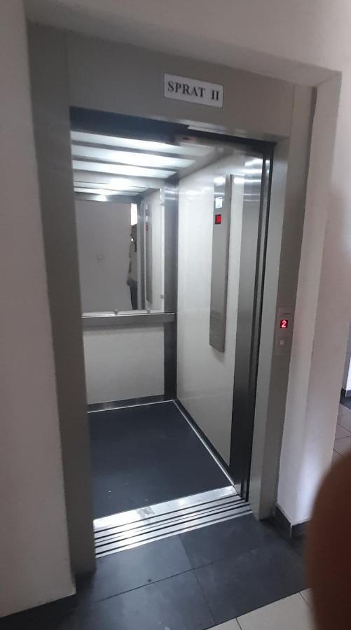 Apartment Luka Подгориця Екстер'єр фото